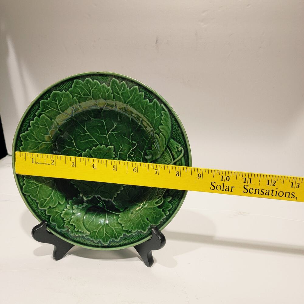 Antique Deep Green Majolica Plate Raised Leaf & Tendril Pattern 19th Century - Picture 5 of 6